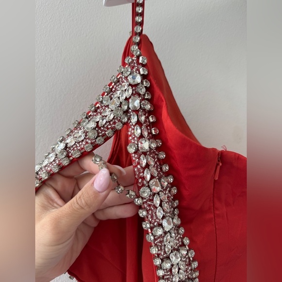MAC DUGGAL Red Jewel Embellished Side Cut Out A Line Gown in Red 8 - Picture 11 of 12